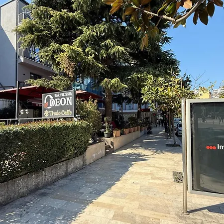 Odeon Apartmán *