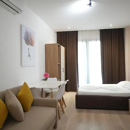 公寓 Odeon Durrës